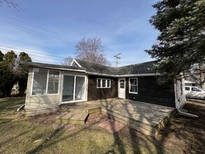 1204 Baker Ave in Goshen, IN - Building Photo - Building Photo