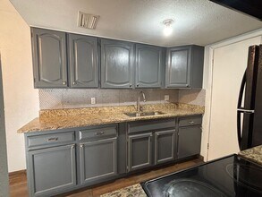 8426 N 34th Dr in Phoenix, AZ - Building Photo - Building Photo