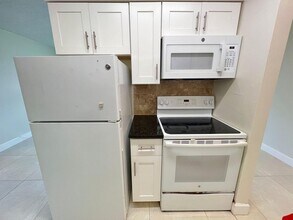 620 S Broadway in Lantana, FL - Building Photo - Building Photo