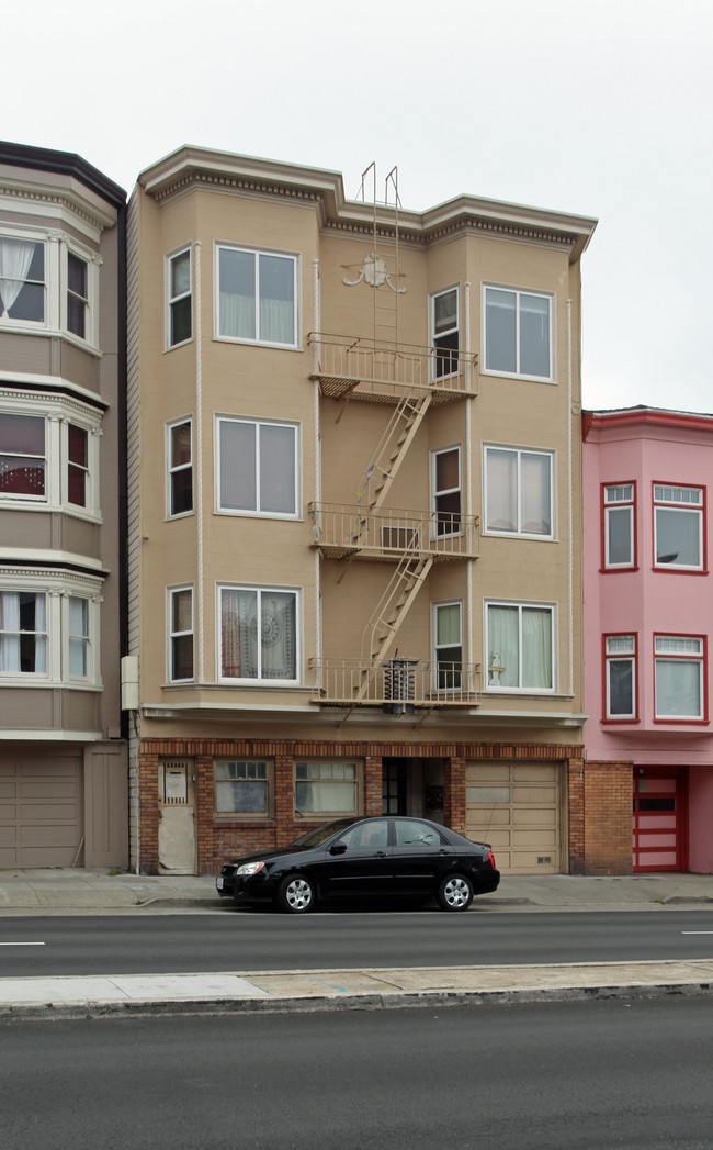 531 Guerrero St in San Francisco, CA - Building Photo - Building Photo