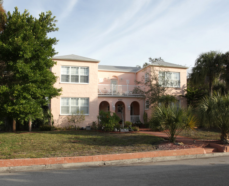 432 Armada Rd S in Venice, FL - Foto de edificio