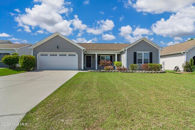 423 Amaryllis Ln in Holly Ridge, NC - Building Photo - Building Photo