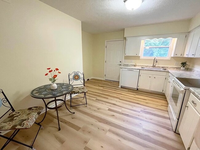 4001 Lawing Dr, Unit 4001 in Nashville, TN - Building Photo - Building Photo