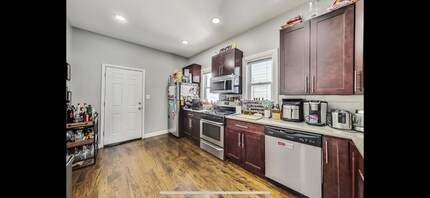 3569 W Cortland St in Chicago, IL - Building Photo - Building Photo