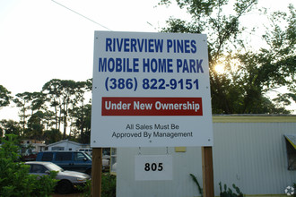 Riverview Pines MHP in Edgewater, FL - Building Photo - Building Photo