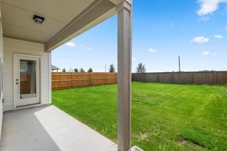 5800 Beverly Pr Rd in Del Valle, TX - Building Photo - Building Photo