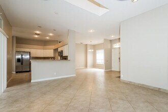 984 Lake Breeze Dr in Wellington, FL - Building Photo - Building Photo