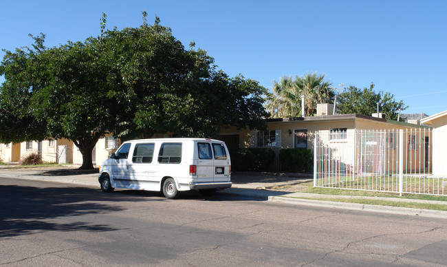 8629 Lawson St in El Paso, TX - Building Photo - Building Photo