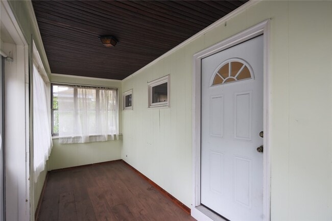 70 Brentwood St in Rochester, NY - Building Photo - Building Photo