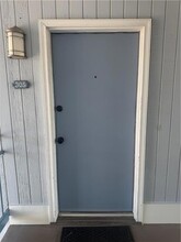 318 Lake Marina Ave, Unit 305 in New Orleans, LA - Building Photo - Building Photo
