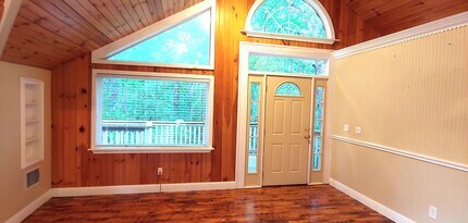 3582 Northridge Rd, Unit BarnApartment in Longview, TX - Building Photo - Building Photo