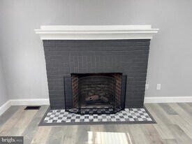 109 Paoli Pike in Paoli, PA - Building Photo