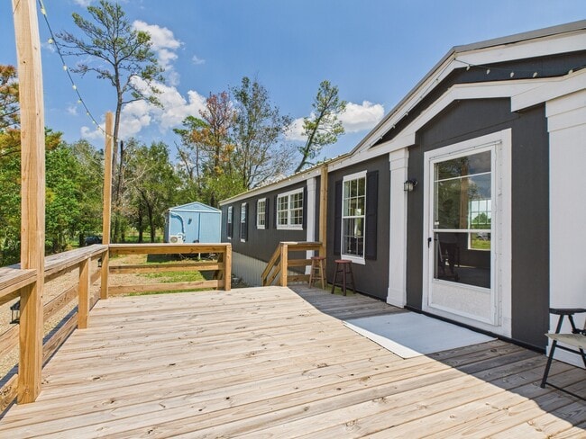 property at 12418 N Lake Houston Pkwy