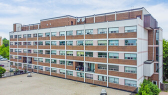 Riverwalk Condos Apartments