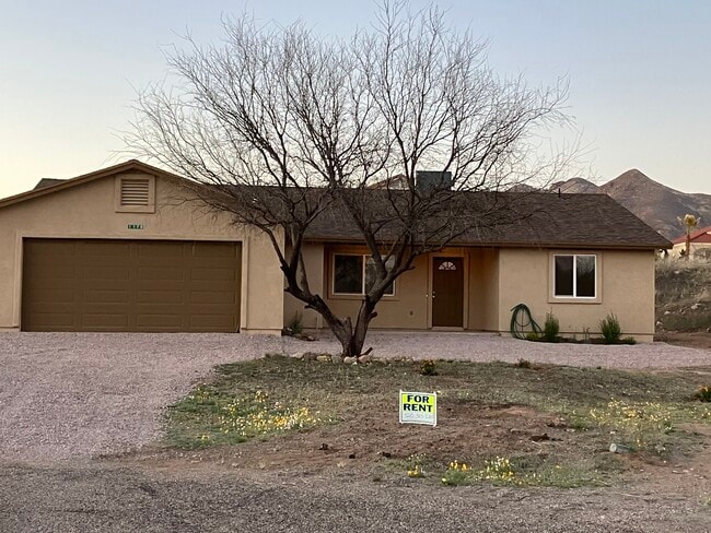 property at 1176 Menta Ct