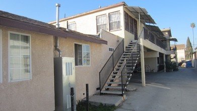 837 W 85th St in Los Angeles, CA - Building Photo - Building Photo