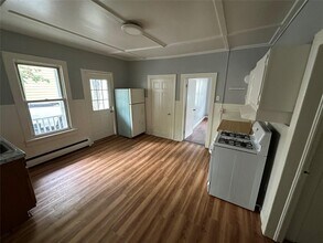 55 Sprague Ave in Middletown, NY - Building Photo - Building Photo