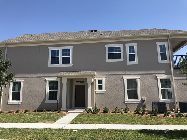5885 Chestnut Chase Rd in Winter Garden, FL - Building Photo - Building Photo