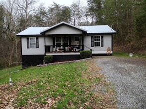 384 Highland Dr in Dunlap, TN - Building Photo - Building Photo