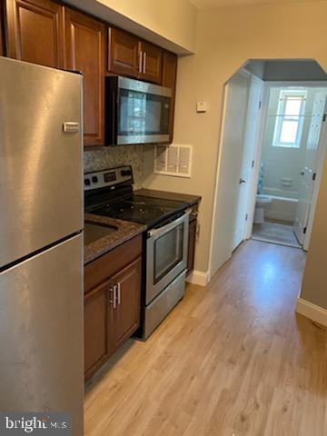 4612 Hillside Rd SE-Unit -2 in Washington, DC - Building Photo