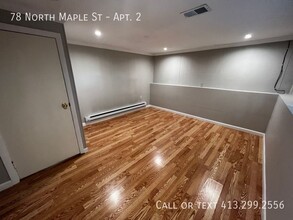 78 N Maple St in Hadley, MA - Building Photo - Building Photo