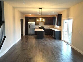 1206 S Roberto Rd in Mahomet, IL - Building Photo - Building Photo