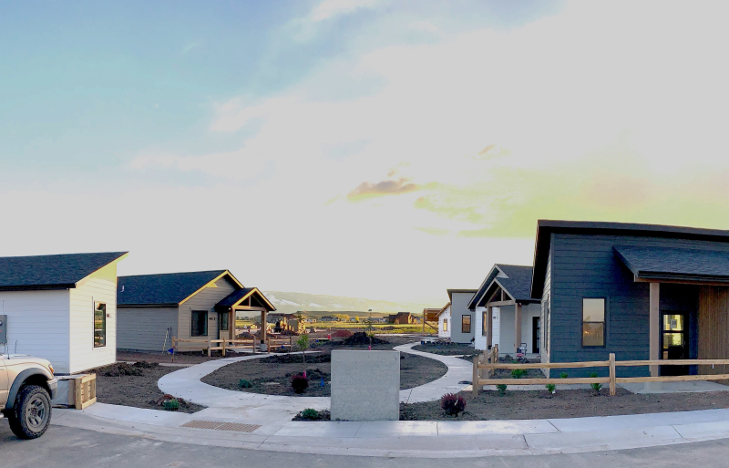 1405 Windsor Dr in Ranchester, WY - Building Photo