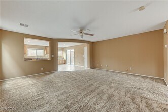 83 Lockheed Ave in Las Vegas, NV - Building Photo - Building Photo