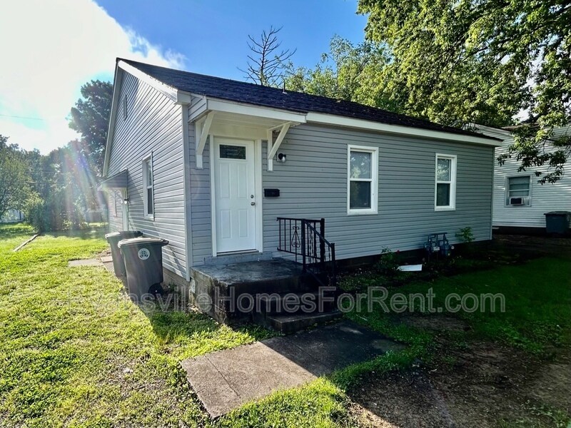 1206 S 1208 Boeke Rd in Evansville, IN - Building Photo