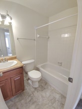 600 Reusens Rd in Lynchburg, VA - Foto de edificio - Building Photo