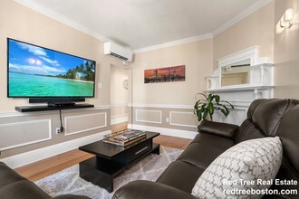 42 Washburn St, Unit 3 in Boston, MA - Building Photo - Building Photo
