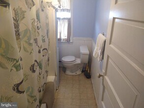 634 E 4th St in Mount Carmel, PA - Building Photo - Building Photo