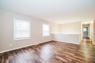 6544 Portsmouth Dr in Reynoldsburg, OH - Building Photo - Building Photo