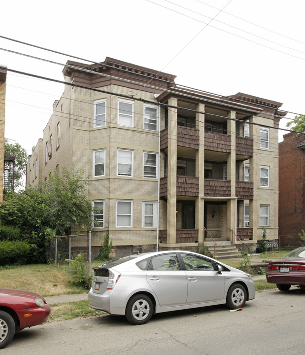 215-219 S Millvale Ave in Pittsburgh, PA - Building Photo