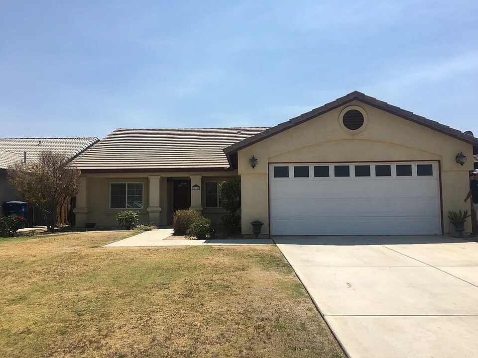 12515 Catskill Dr in Bakersfield, CA - Building Photo