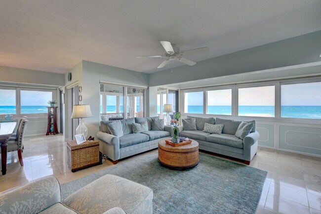 1555 NE Ocean Blvd in Stuart, FL - Building Photo - Building Photo