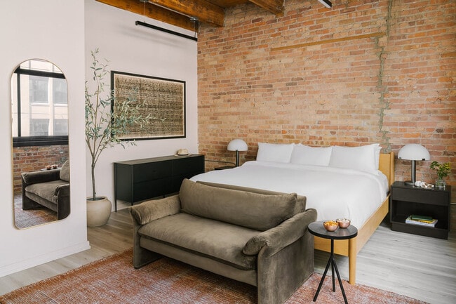 555 W Jackson Blvd in Chicago, IL - Building Photo - Building Photo