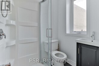 1364 St Clair Ave W in Toronto, ON - Building Photo - Building Photo