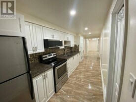 82 Severin St in Brampton, ON - Building Photo