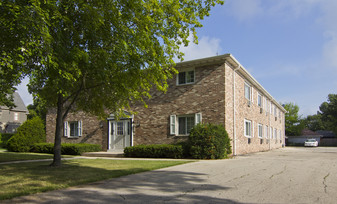 Carriage House Apartments