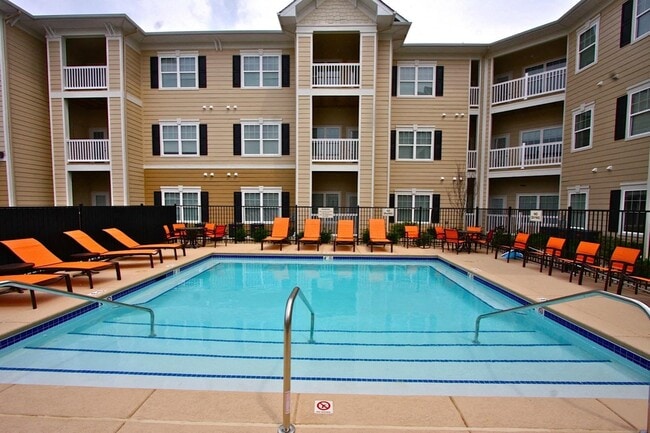 Aventura at Forest Park and Tower Grove TH in St. Louis, MO - Building Photo - Building Photo