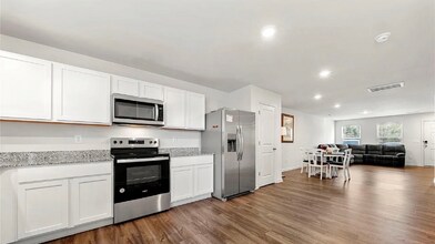 127 Villa Ln in Lincolnton, NC - Building Photo - Building Photo