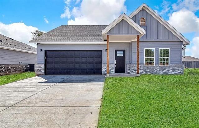 property at 125 Magnolia Ests St