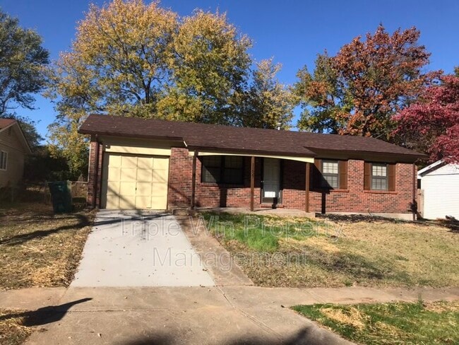 property at 11627 Petite Chalet Dr