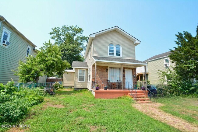 193 Union Ave in Long Branch, NJ - Building Photo - Building Photo