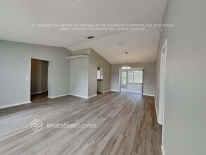 5517 Highlands Vue Ln in Lakeland, FL - Foto de edificio - Building Photo