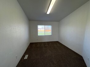 5211 N 3000 W in Cedar City, UT - Building Photo - Building Photo