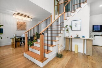 1046 Wiley Bridge Rd in Woodstock, GA - Building Photo - Building Photo