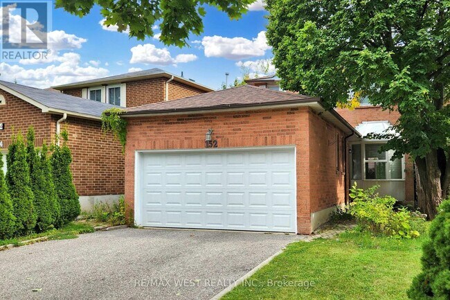 152 Don Head Village Blvd in Richmond Hill, ON - Building Photo - Building Photo