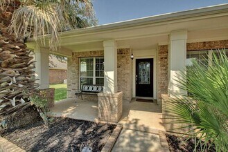 19704 Vilamoura St in Pflugerville, TX - Building Photo - Building Photo